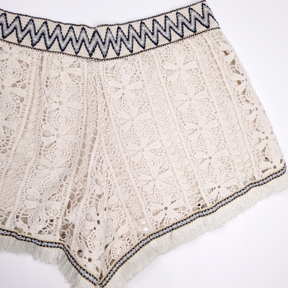 Endless Rose Cream Embroider Eyelet Boho Shorts S - Picture 11 of 13